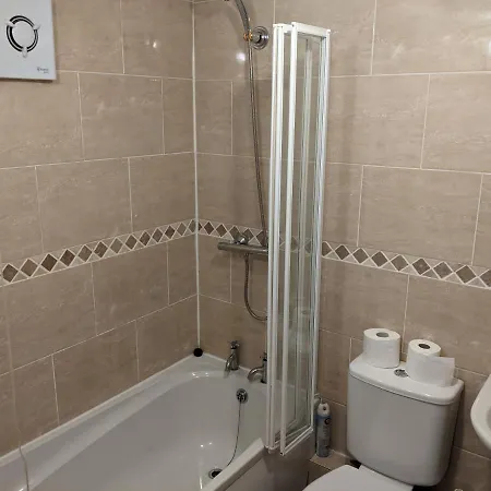 Endeavour Sleeps 6 Whitby