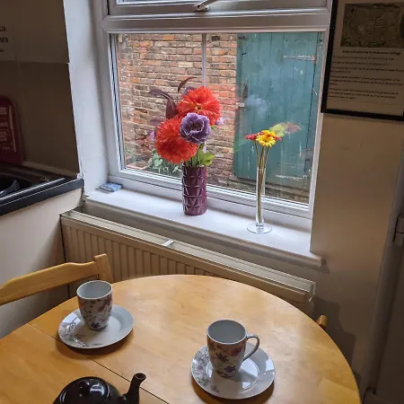 Endeavour Quiet Old Yard Fishermans Dom wakacyjny Whitby