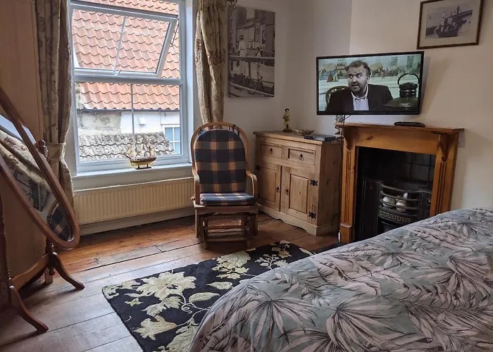 Holiday home Endeavour Quiet Old Yard Fishermans Whitby