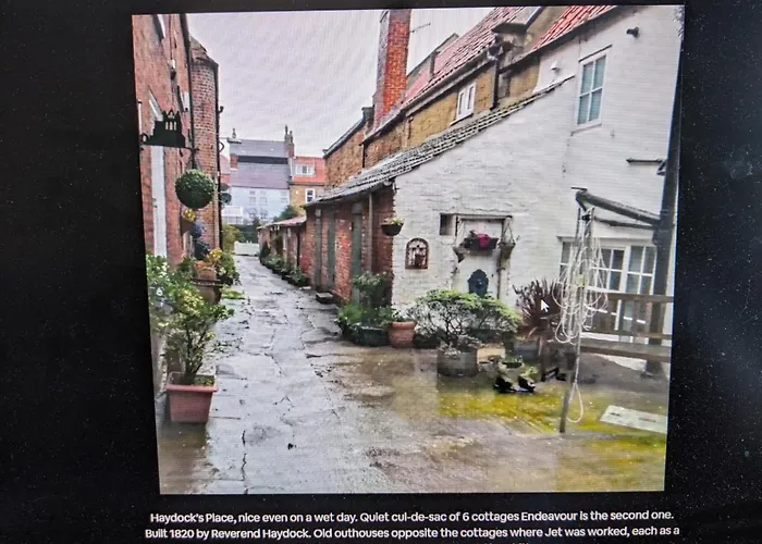 Holiday home Endeavour Quiet Old Yard Fishermans Whitby